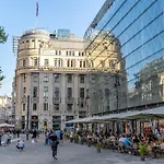 Fashion Street